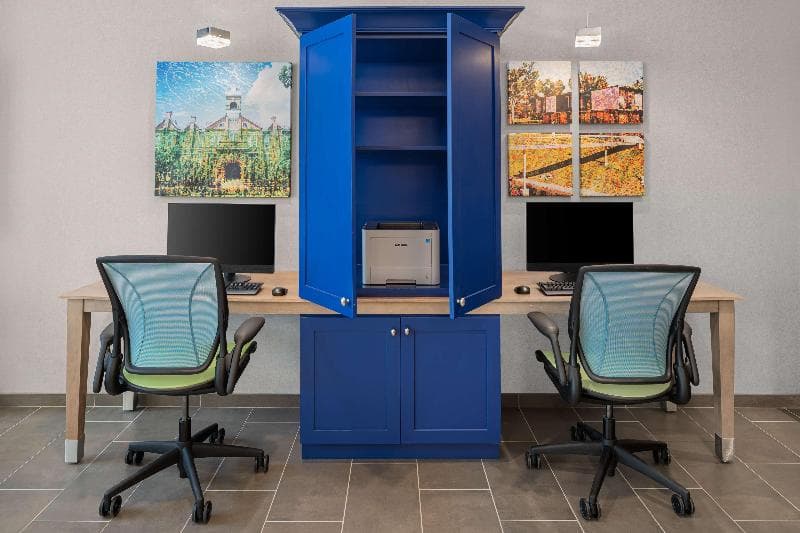Home2 Suites by Hilton Des Moines at Drake University photo 1