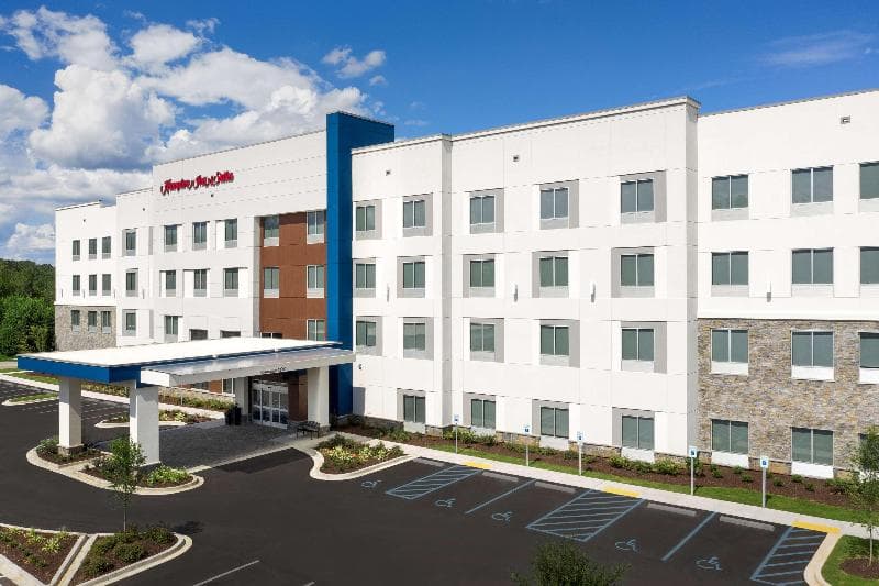 Hampton Inn & Suites Lexington 2