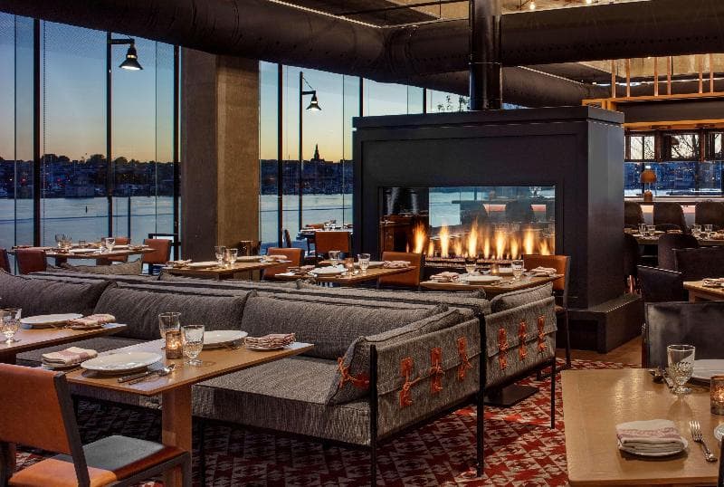 Canopy by Hilton Baltimore Harbor Point 4