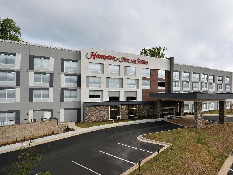 Hampton Inn & Suites by Hilton Charlotte North I 485 2