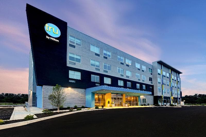 Tru by Hilton Grantville 4