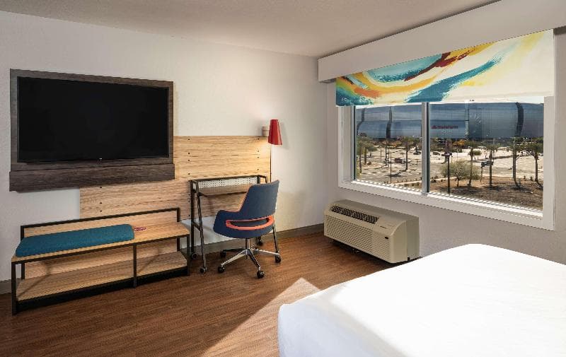 Tru By Hilton Phoenix Glendale Westgate, Az 3
