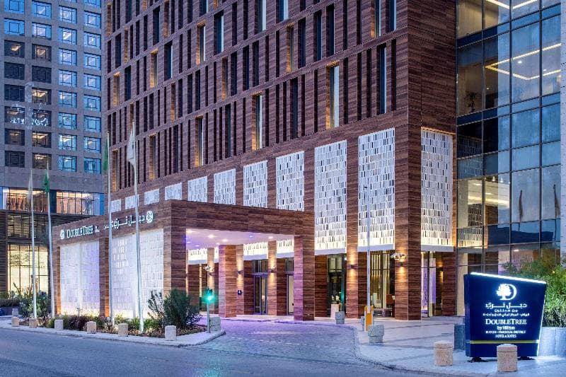 DoubleTree by Hilton Riyadh Financial District Hotel & Suites 3
