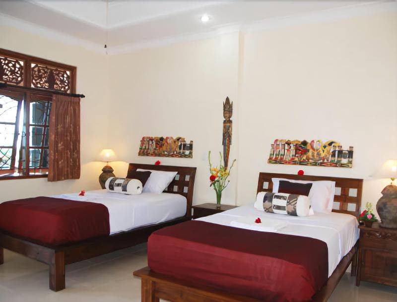 Warji House 2 Bungalows 3