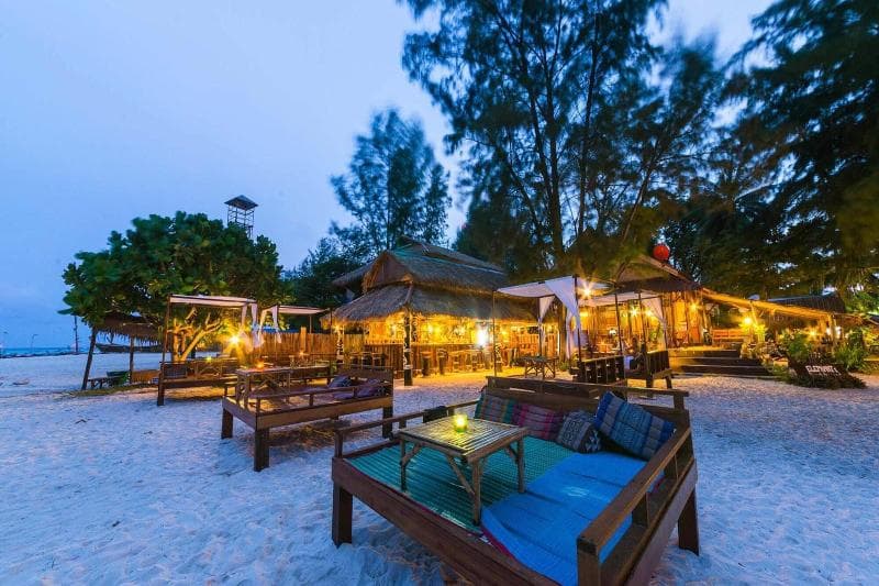 Lipe Beach Resort (Adults Only) 3