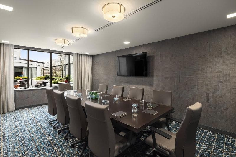 Courtyard By Marriott Seattle Northgate photo 1