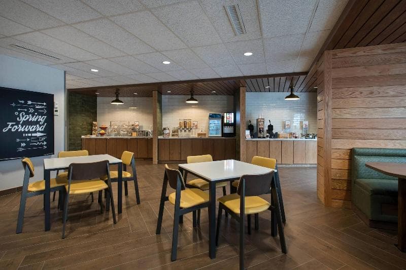 Fairfield Inn & Suites By Marriott Williamstown 4