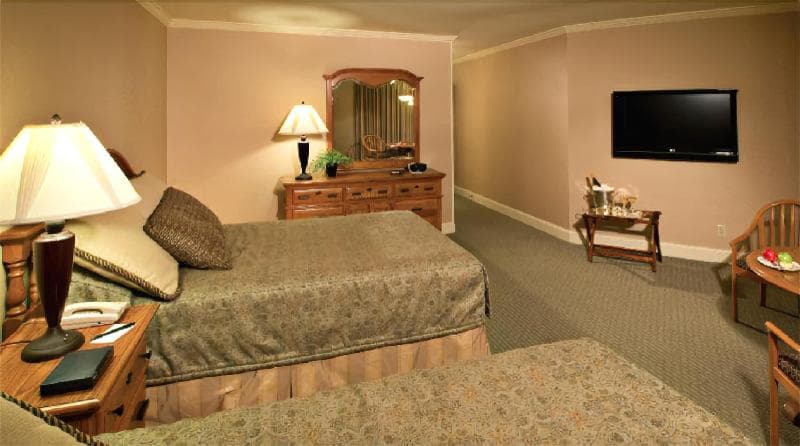Columbus Motor Inn photo 1