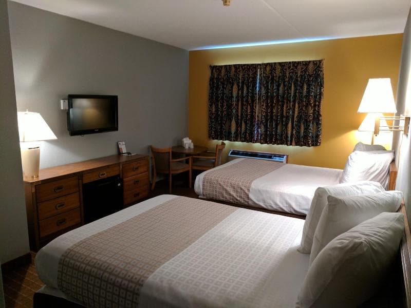 South Shore Inn 3