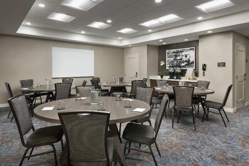 Residence Inn Long Island Garden City photo 1