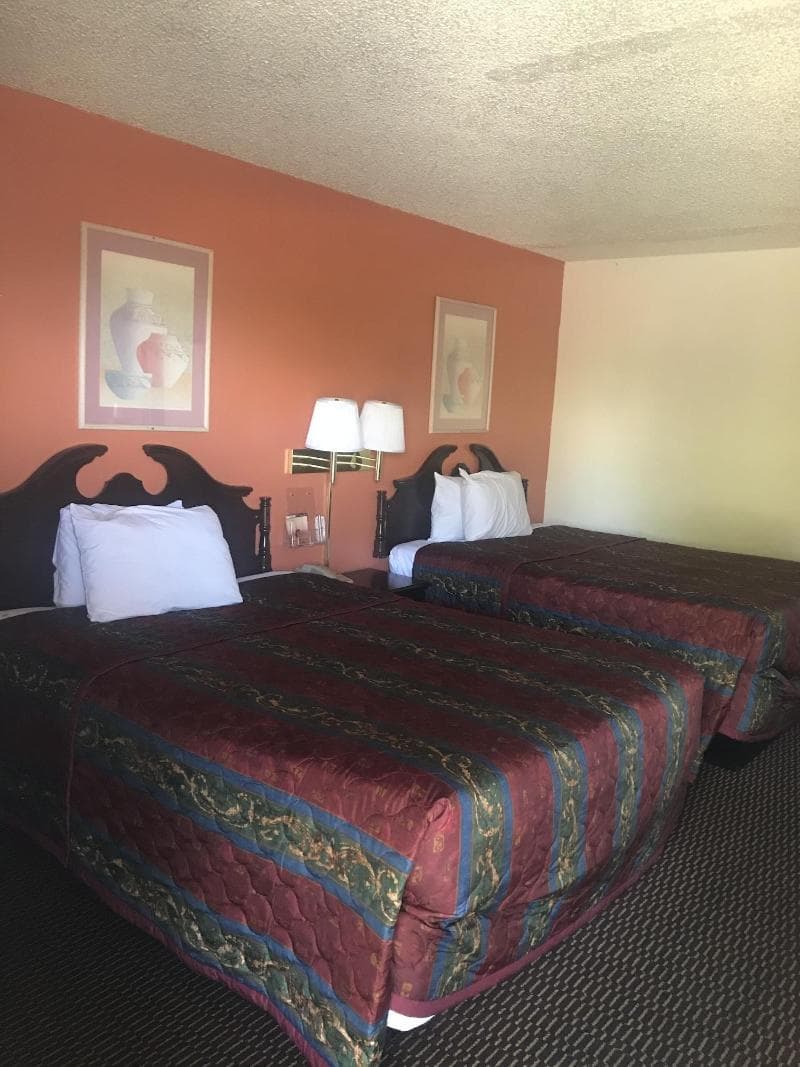 Travel Inn 4