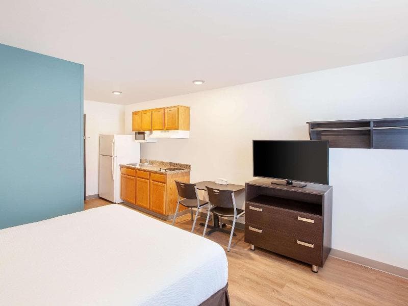 Extended Stay America Select Suites - Phoenix - North photo 1