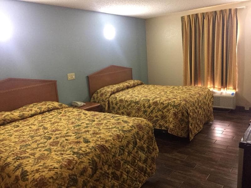 The Briarwood Inn Pine Bluff main