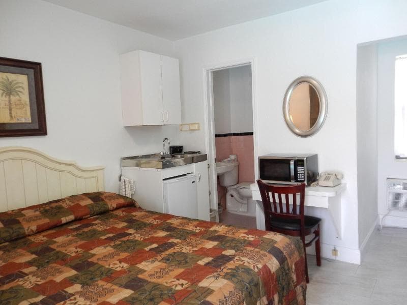 Shell Motel 2
