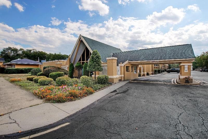Americas Best Value Inn 5