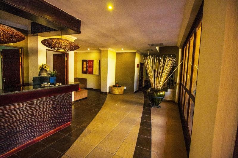 Coyotes Hotel & Conference Centre 4
