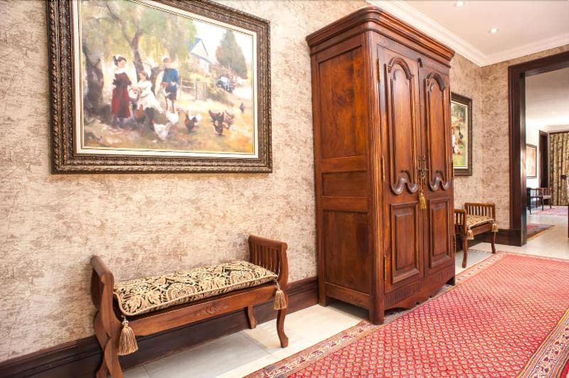 Ivory Manor Boutique Hotel 4