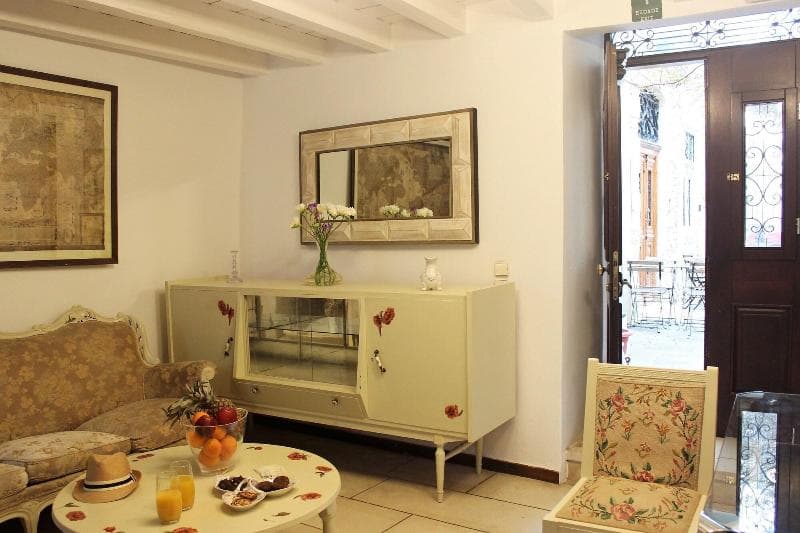 Bozzali Deluxe Hotel 3