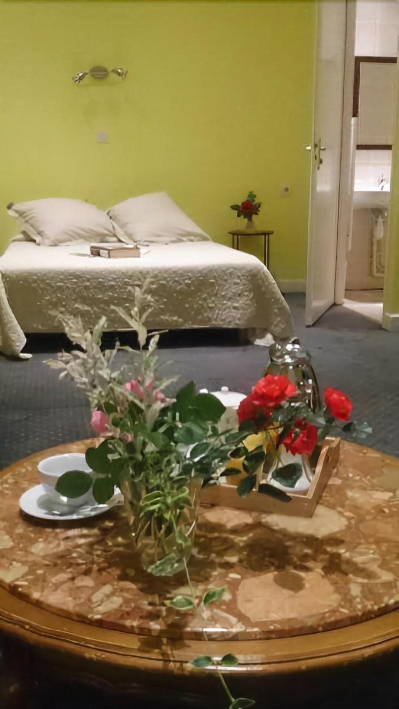 Hostellerie De La Roseraie 4