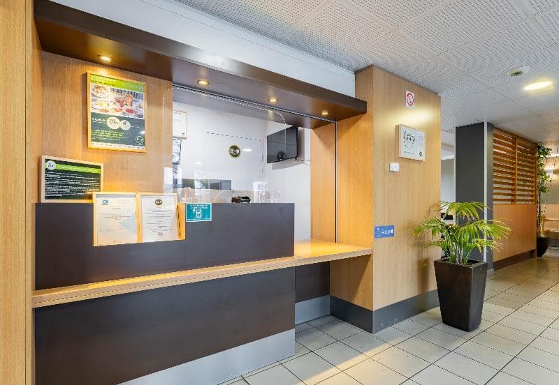 B&B Hôtel Valenciennes 4