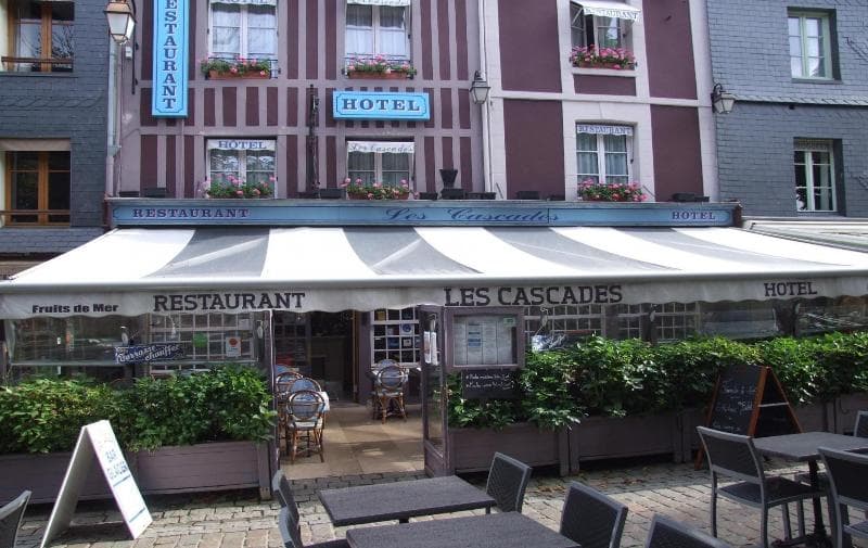 Htel Restaurant Les Cascades 4