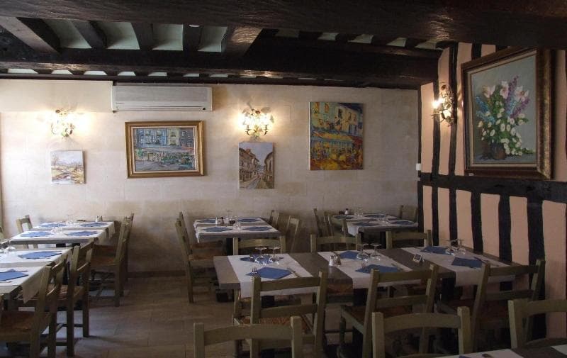 Htel Restaurant Les Cascades main