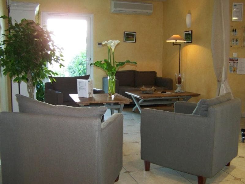 Brit Hotel Du Perche 5