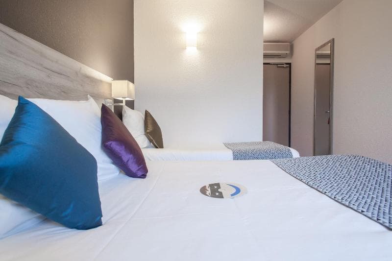 Brit Hotel Saumur 4
