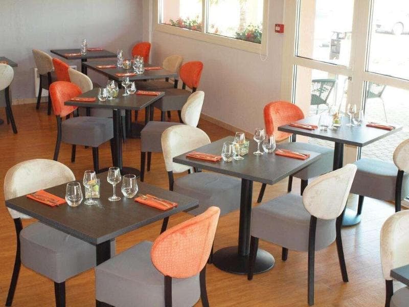 Brit Hotel Les Evens 5
