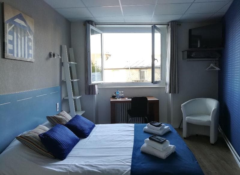 Hotel De La Baie 3