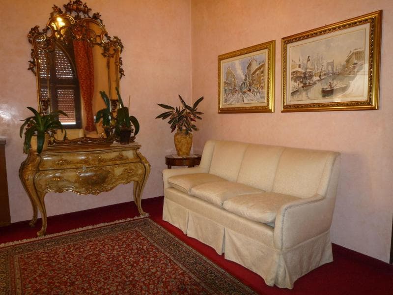 Hotel Montecarlo 4