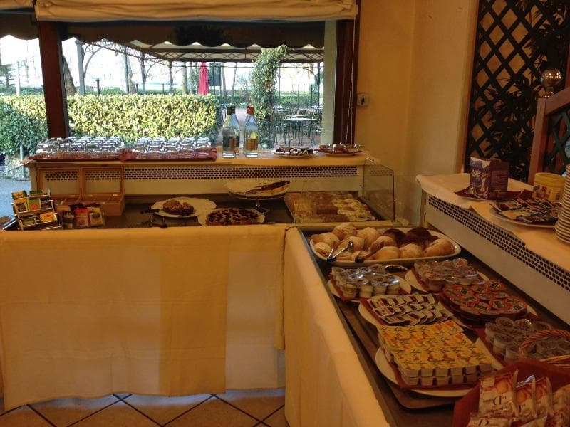 Hotel Ristorante Vecchia Riva 3