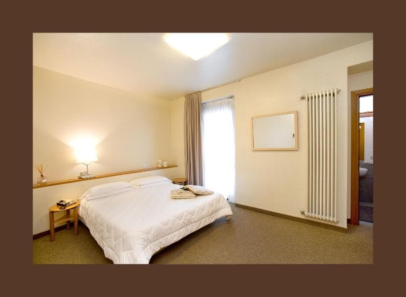Albergo Sorriso 3