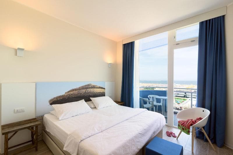 Hotel Mediterraneo photo 1