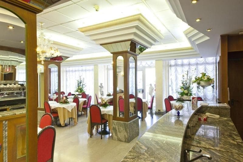 Hotel Excelsior 1