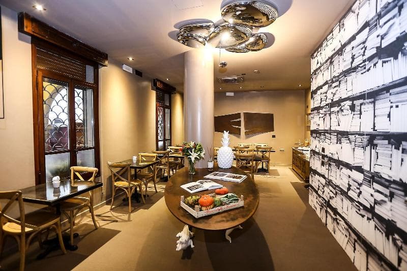 Hotel Mignon main