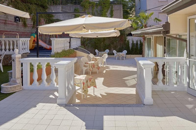 Hotel Plaza main