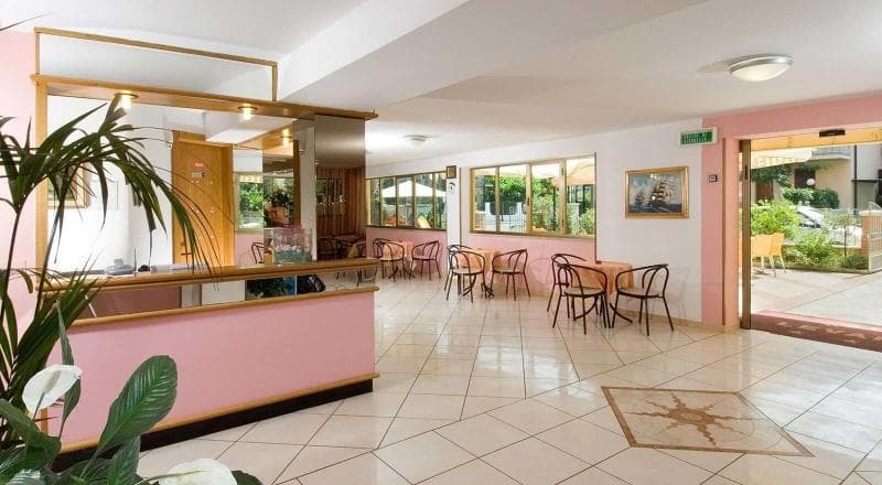 Hotel Levante 4