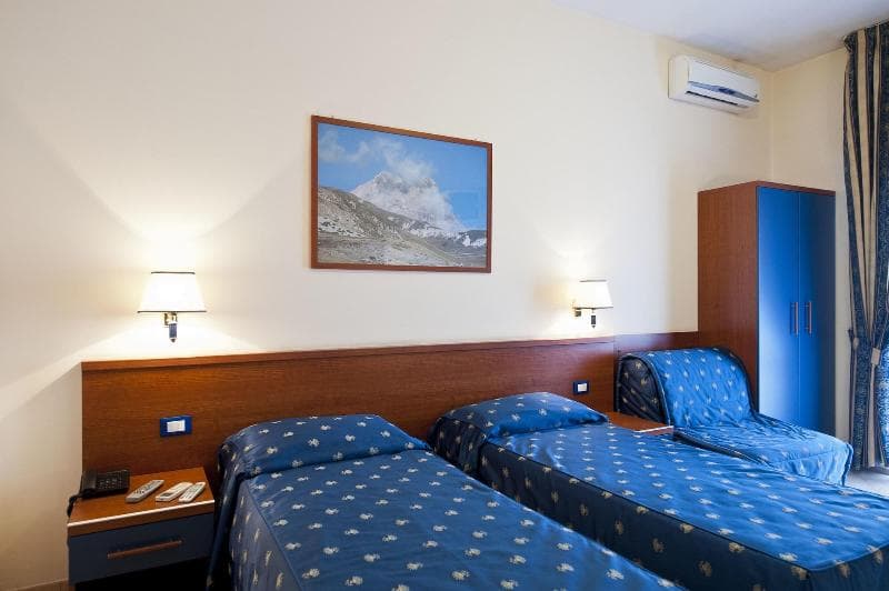 Hotel 4 Pini photo 1