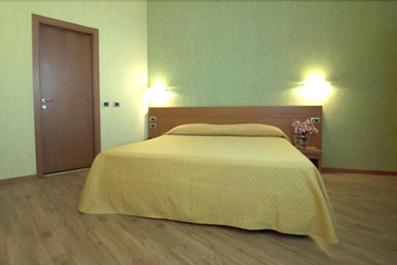 Hotel Concorde 4