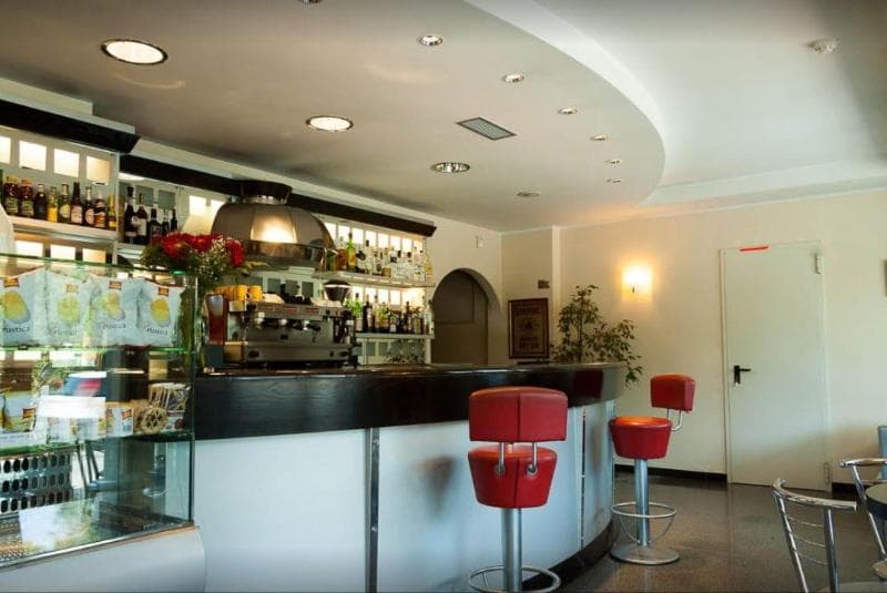 Hotel Riviera main