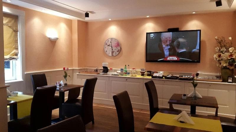 Hotel Mediterraneo main