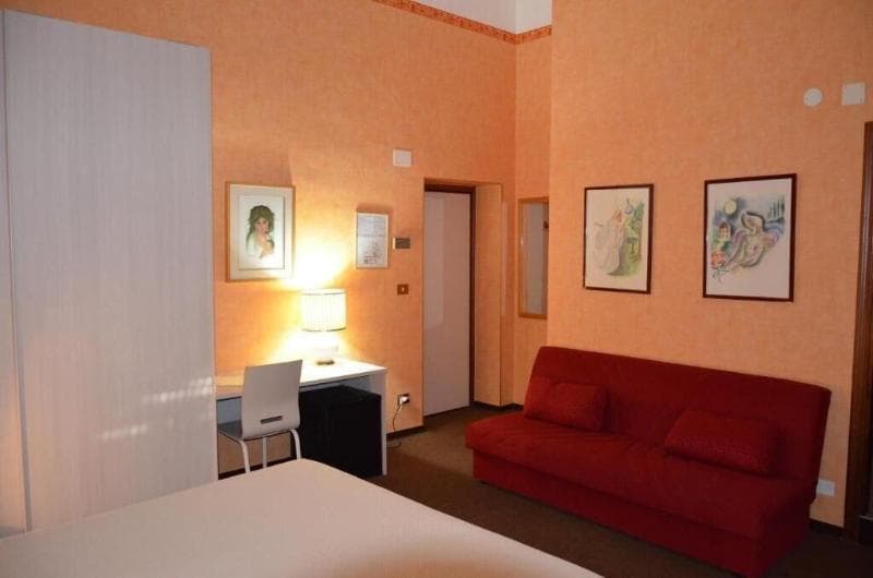 Hotel Corona 3