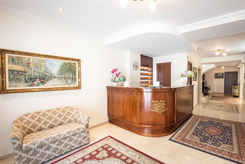 Hotel Rosa 5