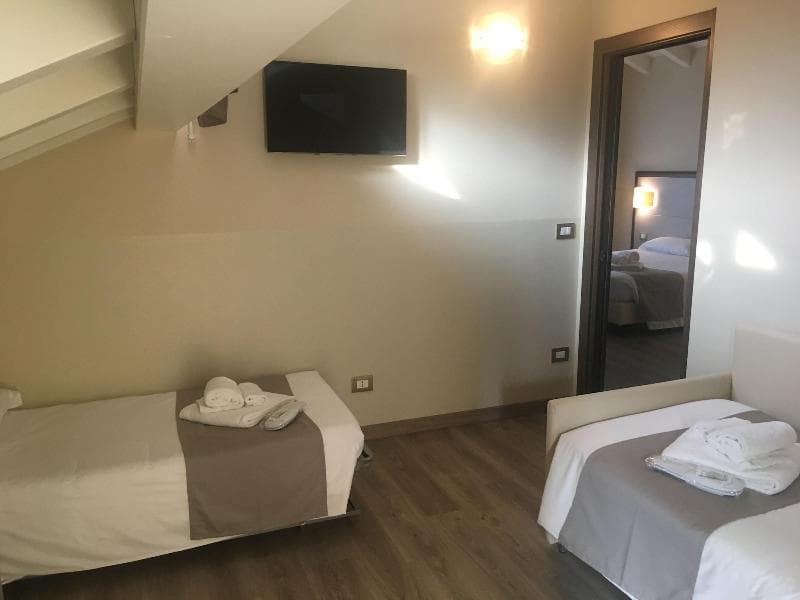 Hotel Rosa 4