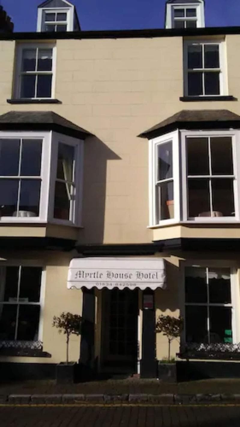 Myrtle House Hotel 4
