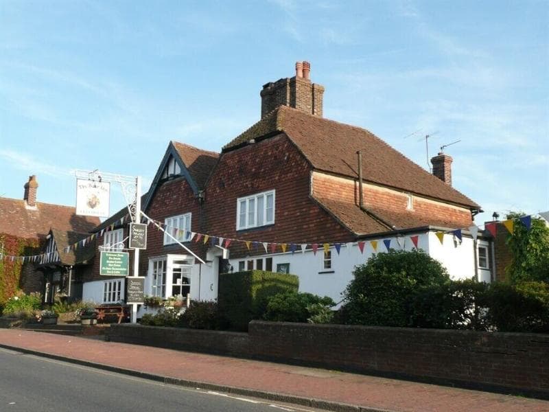 The Bear Inn And Burwash Motel photo 1