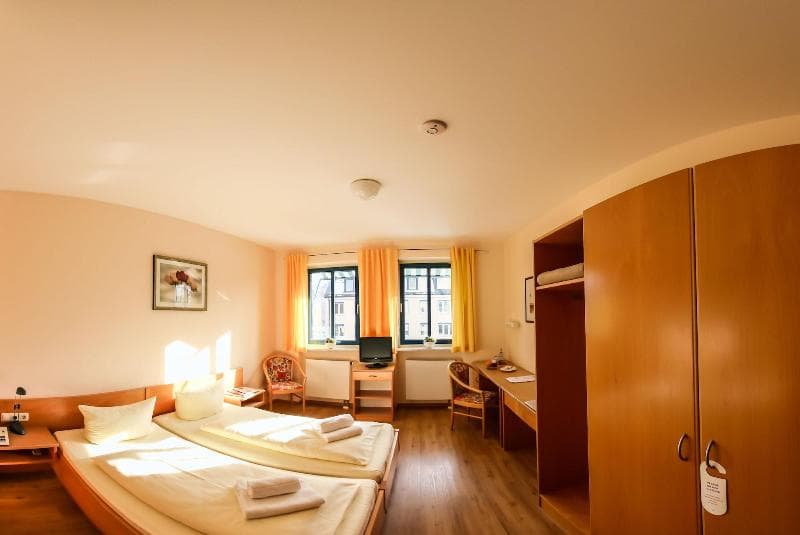 Stadthotel Deggendorf 3
