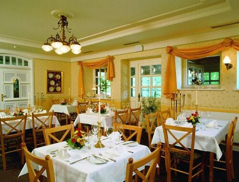 Landhotel Weserblick 3