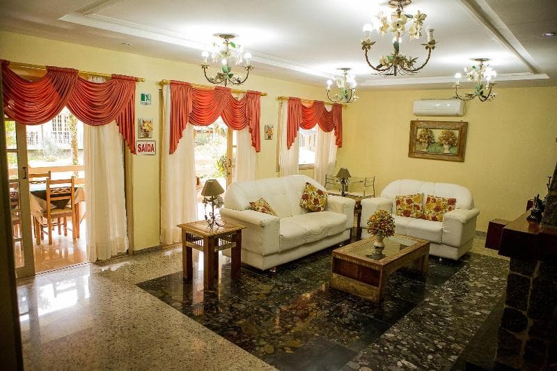 Hotel Rio Penedo 4